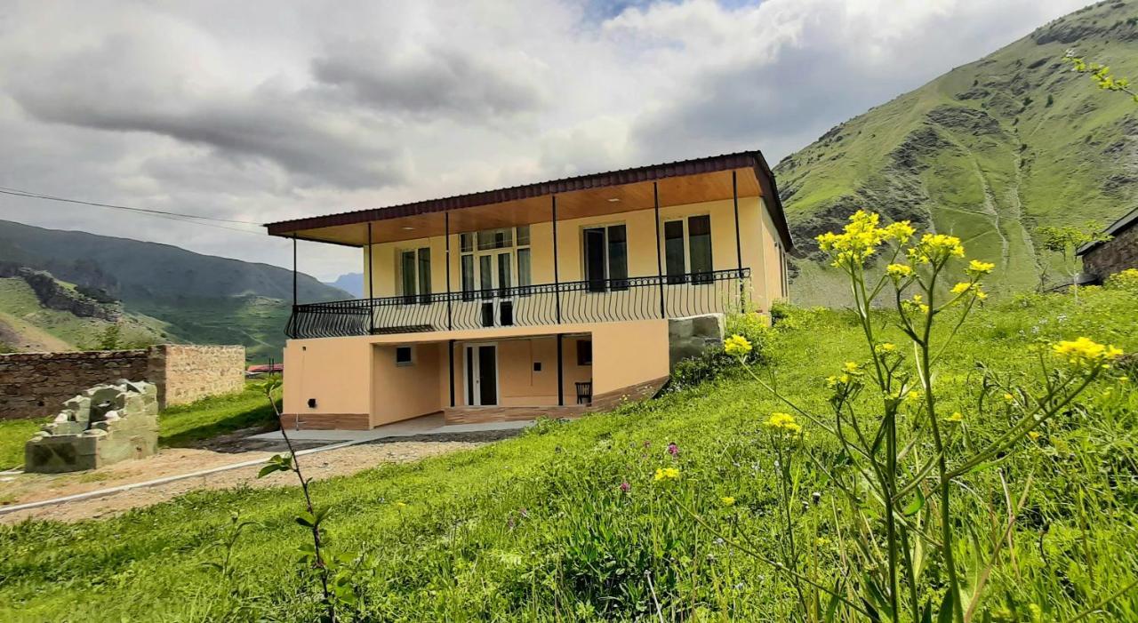 Hotel Garbani Казбеги Экстерьер фото