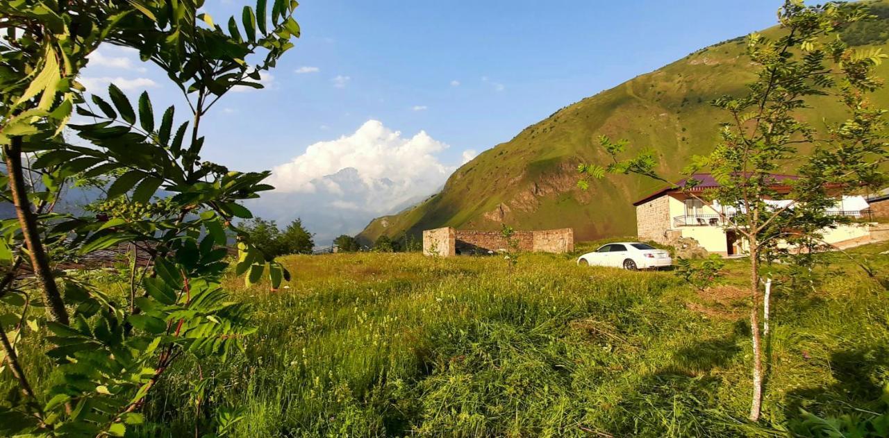 Hotel Garbani Казбеги Экстерьер фото